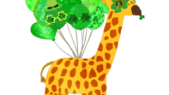 st patricks day giraffe with green balloons and holding a three leaf clover 268