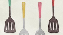 Cooking Utensils Fly Returner01